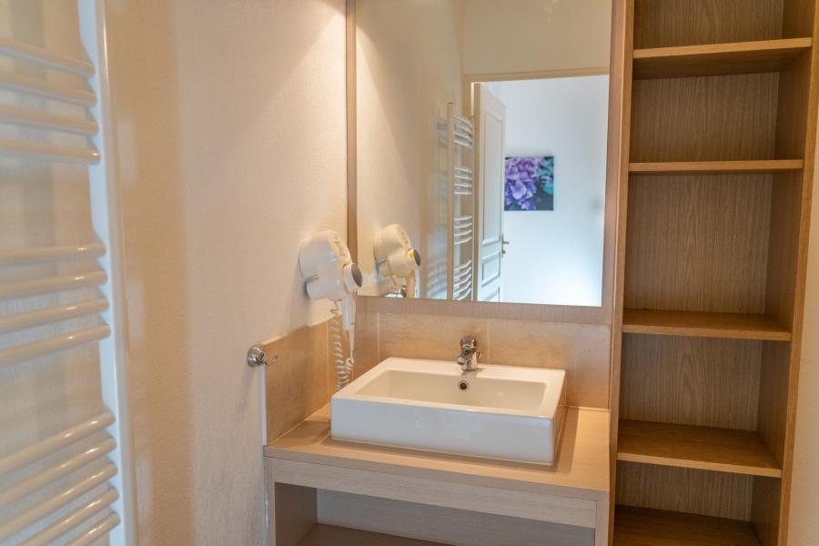Rent in ski resort 3 room duplex apartment 6 people (2205) - Résidence Terrasses du Soleil d'Or - Les Orres - Apartment