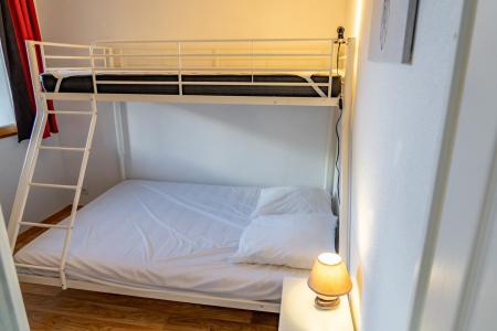 Skiverleih 2-Zimmer-Appartment für 4 Personen (117) - Chalets de Bois Méan A - Les Orres - Schlafzimmer