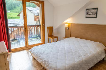 Skiverleih 3 Zimmer Maisonettewohnung für 10 Personen (216) - Chalets de Bois Méan A - Les Orres - Schlafzimmer