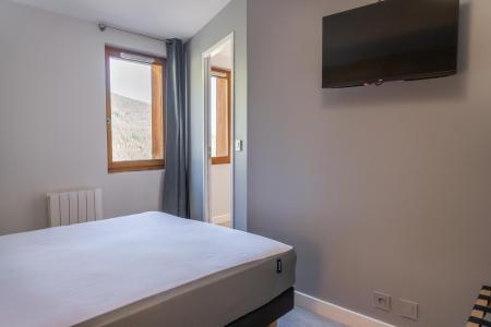 Rent in ski resort 3 room apartment 6 people (D802) - Chalets de Bois Méan D - Les Orres - Bedroom