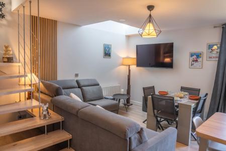 Rent in ski resort 3 room apartment 6 people (D802) - Chalets de Bois Méan D - Les Orres - Living room