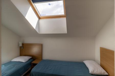 Rent in ski resort 3 room apartment sleeping corner 6 people (D803) - Chalets de Bois Méan D - Les Orres - Bedroom