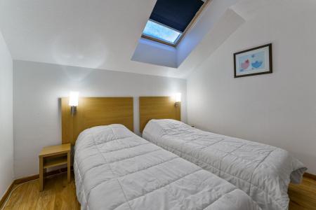 Location au ski Appartement duplex 3 pièces coin montagne 8 personnes (D502) - Chalets de Bois Méan D - Les Orres - Chambre