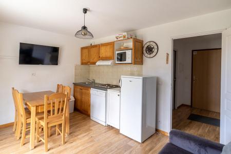 Rent in ski resort 2 room apartment sleeping corner 6 people (BME02) - Chalets de Bois Méan E - Les Orres - Kitchen
