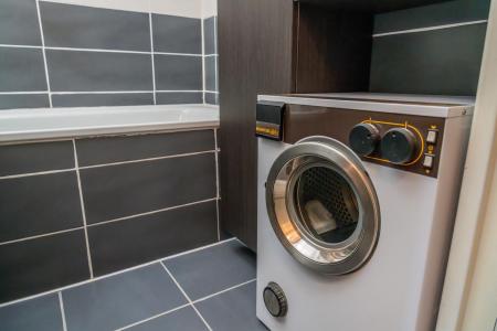 Rent in ski resort 2 room apartment sleeping corner 6 people (52) - La Résidence l'Oustal - Les Orres - Bathroom