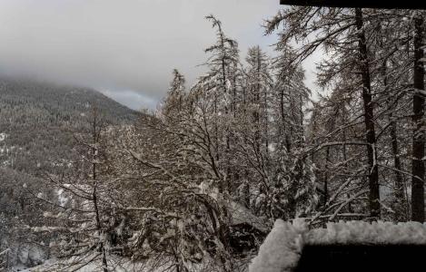 Rent in ski resort 2 room apartment 4 people (B203) - La Résidence le Belvédère - Les Orres - Winter outside