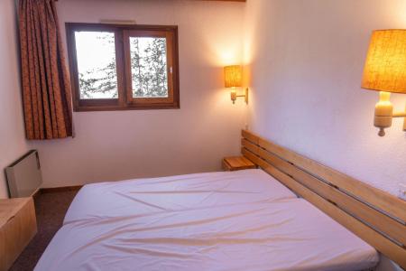 Rent in ski resort 2 room apartment 5 people (B404) - La Résidence le Belvédère - Les Orres - Bedroom