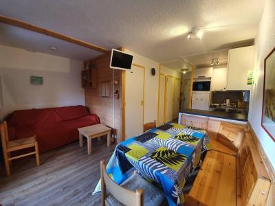 Rent in ski resort Studio cabin 4 people (B408) - La Résidence le Belvédère - Les Orres - Living room