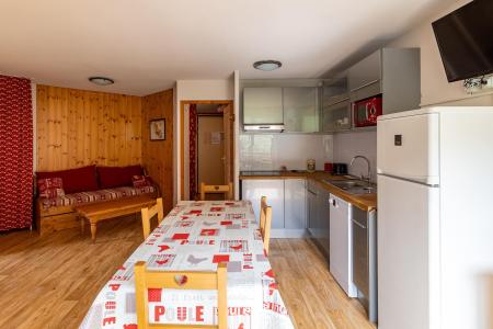 Rent in ski resort 2 room apartment sleeping corner 6 people (MBB307) - La Résidence les Eglantines - Les Orres - Living room