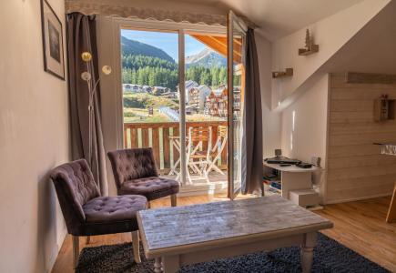 Rent in ski resort Studio 5 people (MBB404) - La Résidence les Eglantines - Les Orres - Living room