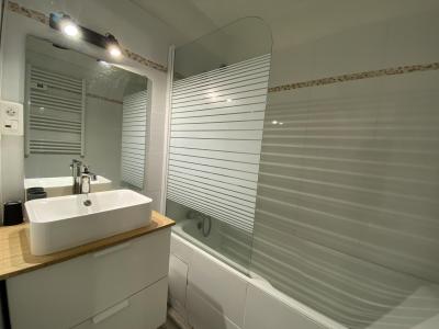 Location au ski Studio 4 personnes (ROC3) - La Roche Blanche - Les Orres - Salle de bain