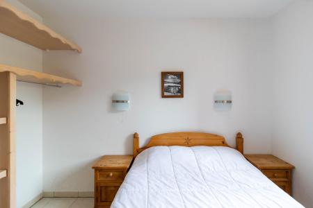 Rent in ski resort 2 room apartment 4 people (108) - Le Balcon des Airelles - Les Orres - Bedroom