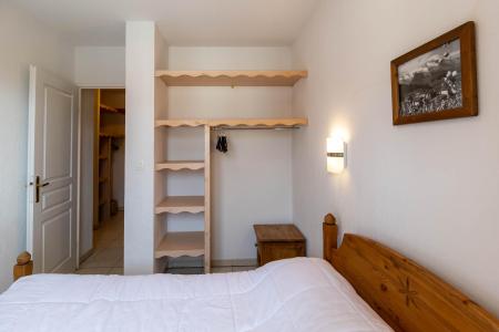 Rent in ski resort 2 room apartment 4 people (208) - Le Balcon des Airelles - Les Orres - Bedroom
