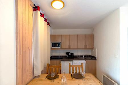 Rent in ski resort 2 room apartment 4 people (401) - Le Balcon des Airelles - Les Orres - Kitchen
