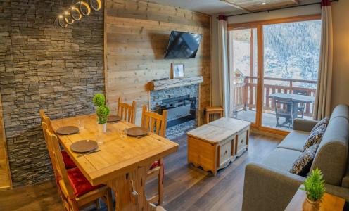 Rent in ski resort 2 room apartment 4 people (701) - Le Balcon des Airelles - Les Orres - Living room