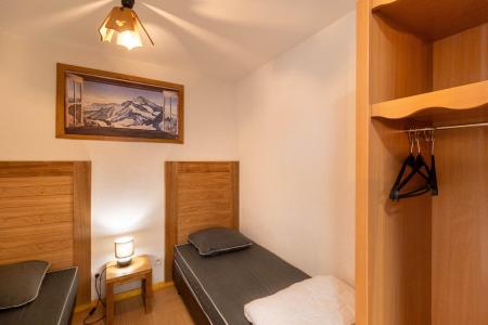 Rent in ski resort Studio 4 people (122) - Le Parc des Airelles - Les Orres - Bedroom