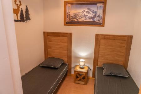 Rent in ski resort Studio 4 people (122) - Le Parc des Airelles - Les Orres - Bedroom