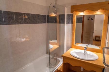 Rent in ski resort 2 room apartment 6 people (MBC610) - Les Hauts de Preclaux - Les Orres - Bathroom