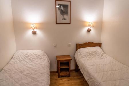 Rent in ski resort 2 room apartment 6 people (MZ1215) - Les Hauts de Preclaux - Les Orres - Bedroom