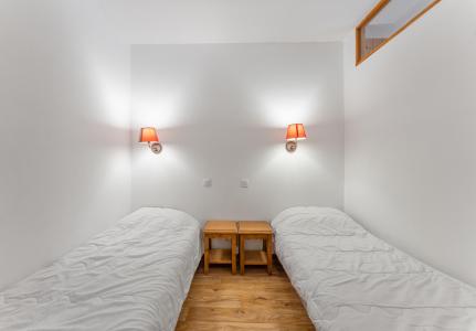 Rent in ski resort Studio cabin 4 people (MBB402) - Les Hauts de Preclaux I - Les Orres - Bedroom