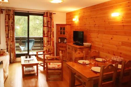 Wynajem na narty Apartament 3 pokojowy 4 osób (451) - Résidence la Chamoisière - Les Orres - Pokój gościnny