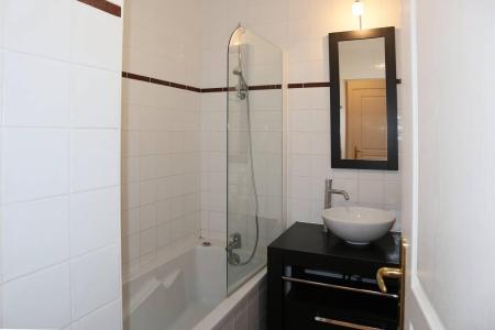 Rent in ski resort 2 room apartment 4 people (1012) - Résidence la Combe d'Or - Les Orres - Bathroom