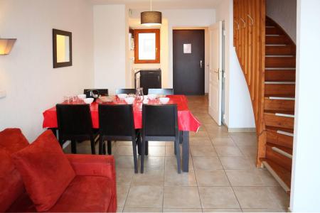 Rent in ski resort 3 room duplex apartment 6 people (1039) - Résidence la Combe d'Or - Les Orres - Dining area