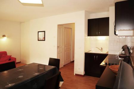 Wynajem na narty Apartament 2 pokojowy 4 osób (1008) - Résidence la Combe d'Or - Les Orres - Pokój gościnny