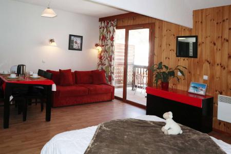 Rent in ski resort Studio 4 people (1010) - Résidence la Combe d'Or - Les Orres - Living room