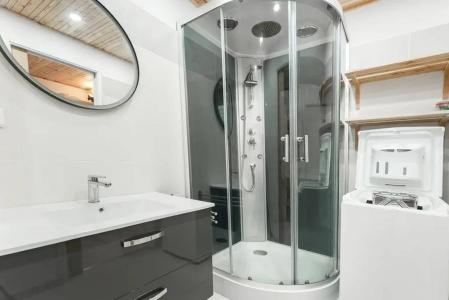 Location au ski Studio coin montagne 5 personnes (375) - Résidence la Mazelière - Les Orres - Salle d'eau