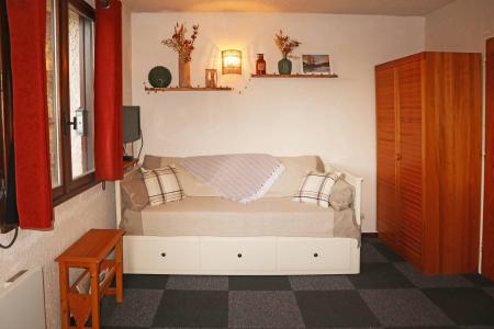 Rent in ski resort Studio 4 people (422) - Résidence la Seille - Les Orres - Apartment