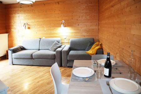 Rent in ski resort RESIDENCE LE 1650 - Les Orres - Living room