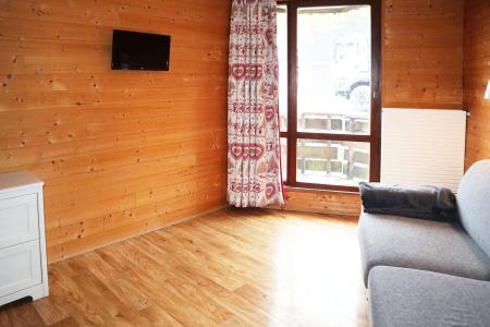 Rent in ski resort RESIDENCE LE 1650 - Les Orres - Living room