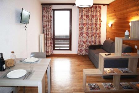 Rent in ski resort Studio 2 people (305) - RESIDENCE LE 1650 - Les Orres - Living room