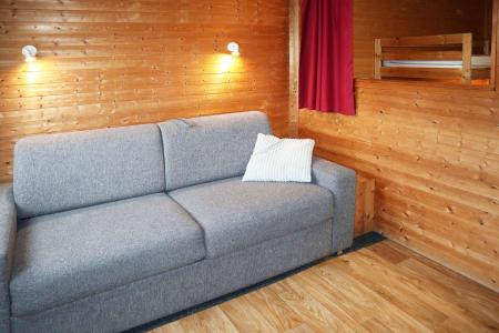 Rent in ski resort Studio sleeping corner 4 people (103) - RESIDENCE LE 1650 - Les Orres - Living room