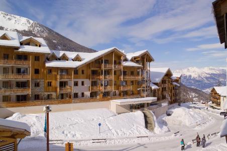 Location au ski Résidence le Balcon des Airelles - Les Orres - Extérieur hiver
