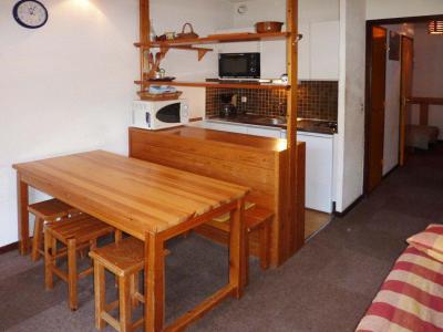 Rent in ski resort Studio sleeping corner 6 people (232) - Résidence le Balcon des Orres - Les Orres - Apartment