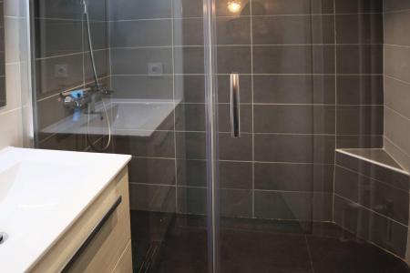 Rent in ski resort Studio 4 people (89) - Résidence le Boussolenc - Les Orres - Bathroom