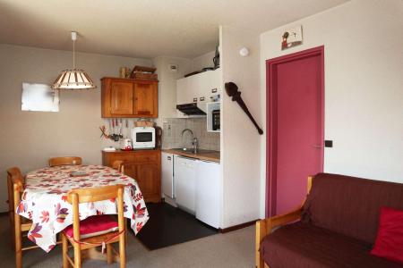 Rent in ski resort 2 room apartment 6 people (506) - Résidence le Cairn - Les Orres