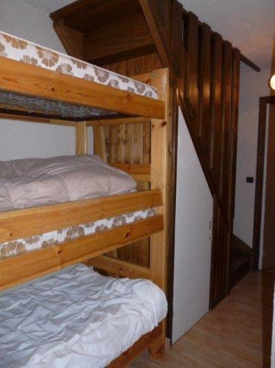 Alquiler al esquí Apartamento dúplex 4 piezas 12 personas (1103) - Résidence le Cairn - Les Orres - Habitación