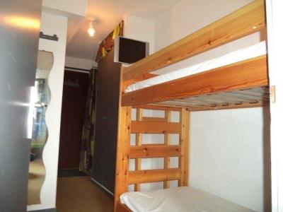 Rent in ski resort Studio sleeping corner 4 people (006) - Résidence le Cairn - Les Orres - Apartment