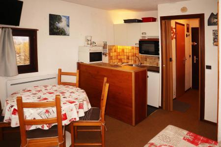 Rent in ski resort Studio sleeping corner 4 people (277) - Résidence le Cairn - Les Orres - Apartment