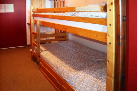 Rent in ski resort Studio sleeping corner 4 people (280) - Résidence le Cairn - Les Orres - Hall