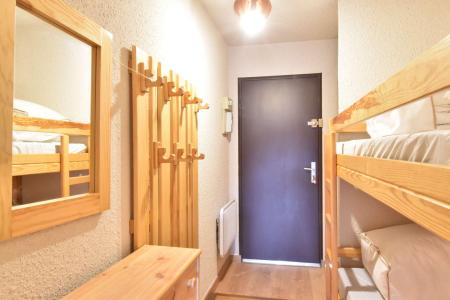 Rent in ski resort Studio sleeping corner 6 people (708) - Résidence le Cairn - Les Orres - Apartment