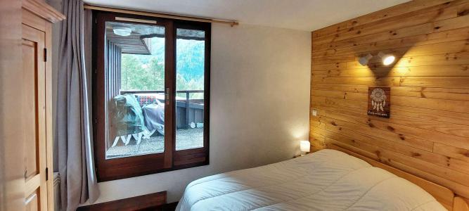 Rent in ski resort 3 room apartment 6 people (366) - Résidence le Méale - Les Orres
