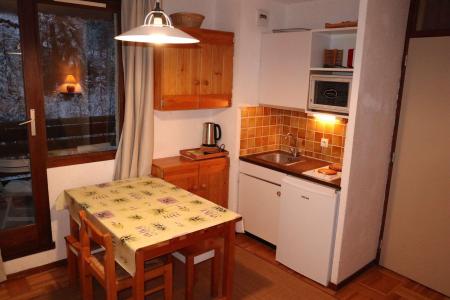 Rent in ski resort Studio sleeping corner 4 people (605) - Résidence le Méale - Les Orres