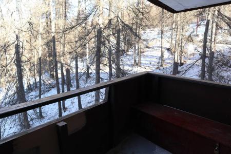Vacanze in montagna Studio con alcova per 4 persone (436) - Résidence le Perescuelle - Les Orres - Esteriore inverno