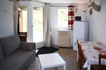 Rent in ski resort Studio sleeping corner 4 people (902) - Résidence le Pic Vert - Les Orres - Apartment