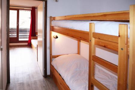 Rent in ski resort Studio sleeping corner 4 people (386) - Résidence le Pouzenc - Les Orres - Apartment