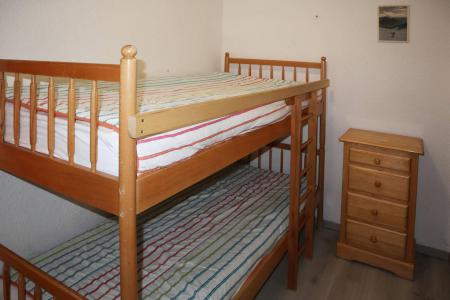 Rent in ski resort 2 room apartment 6 people (334) - Résidence le Silhourais - Les Orres - Bunk beds